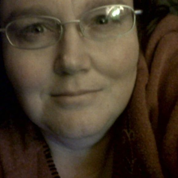 Meet your Posher, Janet - Picture 1 of 1